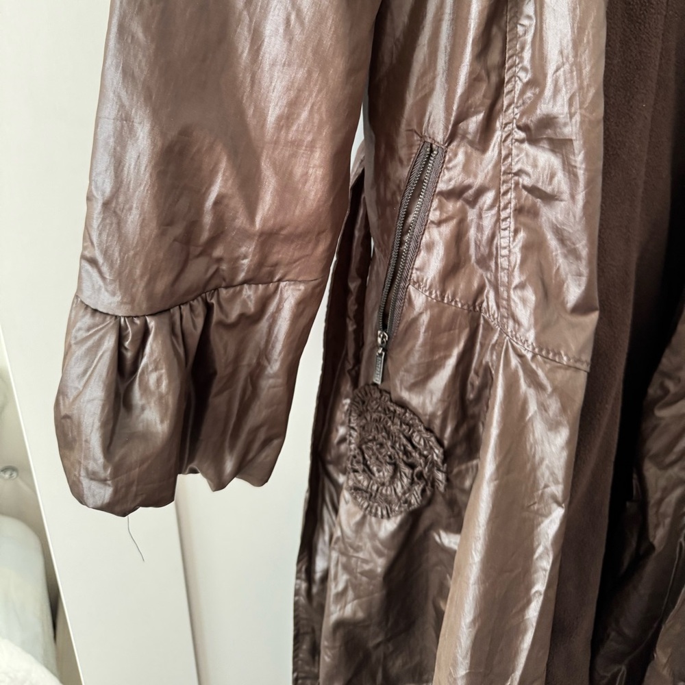 ENTRATA Coat - Picture 9 of 11